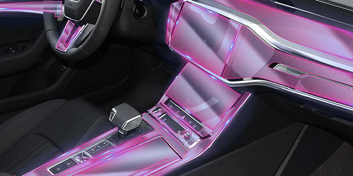 Lớp PPF bảo vệ sơn có cấu tạo trong suốt đặc biệt, tạo một độ bóng nhất định cho ô tô, tăng sự sang trọng và hỗ trợ màu sơn xe trở nên nổi bật.