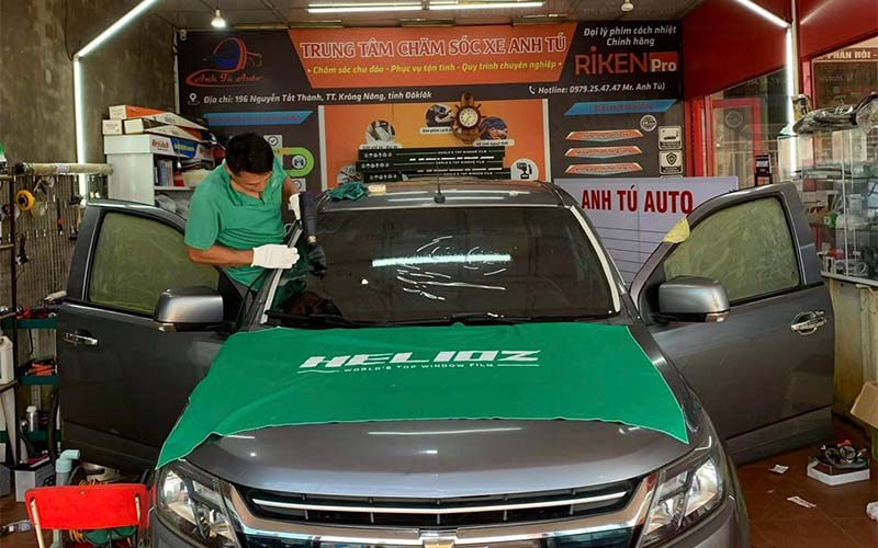 TNB Auto Store Krông Năng Thi công dán phim cách nhiệt Đắk Lắk tại Anh Tú Auto