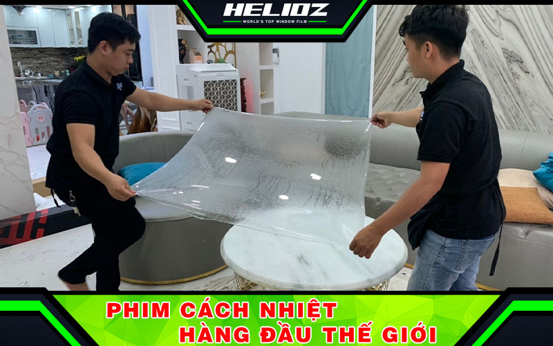 Đơn vị thi công lắp đặt phim dán mặt bàn nào uy tín, chuyên nghiệp tại TP.HCM ?