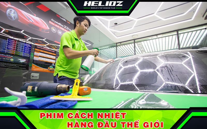 Phim cách nhiệt UV400 là gì? Dán film cách nhiệt UV400 có thực sự cản được 100% tia UV Những đặc tính nổi bật của phim cách nhiệt UV 400 (film cách nhiệt UV 400)