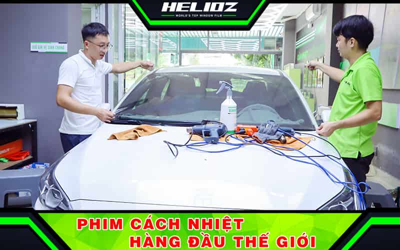 Dán phim cách nhiệt ô tô tại Bình Phước khách hàng cần quan tâm đến tiêu chí nào? 