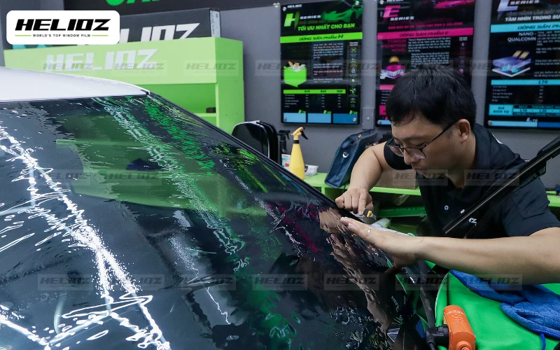 Thi công tại đơn vị chuyên nghiệp, có thiết bị hỗ trợ mùa mưa
