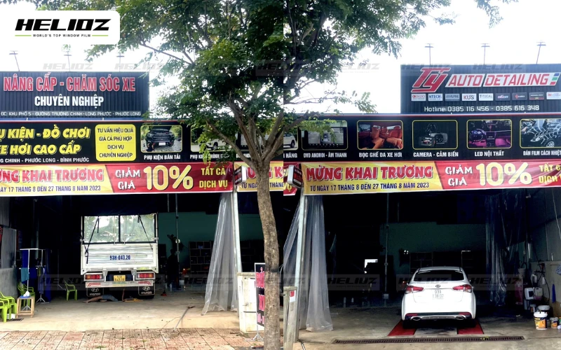 Cửa hàng chăm sóc ô tô chuyên nghiệp Tý Auto